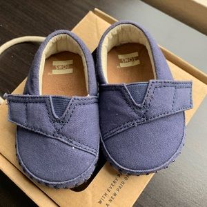 TOMS for babies!